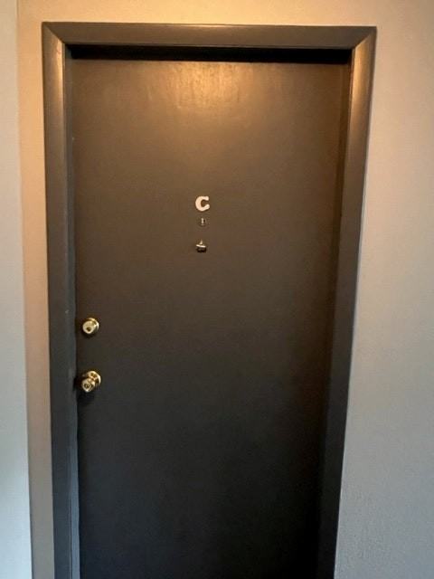 402 Mountain View Place, Unit C - Photo 4 of 15