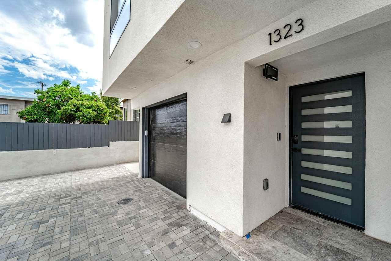 1321 Bates Avenue, Unit 1323 - Photo 5 of 50