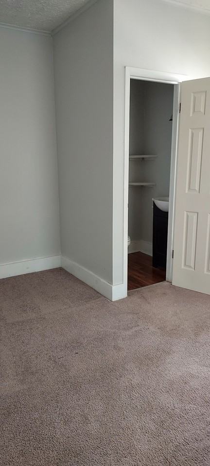 407 Church Street - Photo 5 of 10