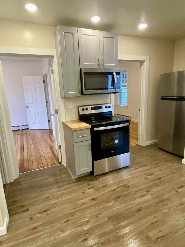 54 Pierce Street - Photo 2 of 11