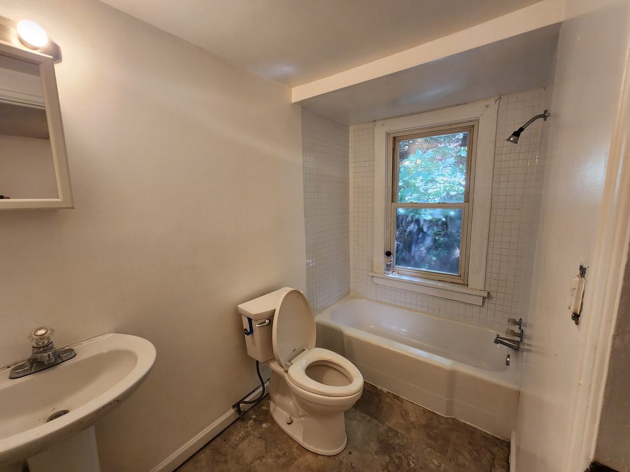226 Hillside Avenue - Photo 2 of 6