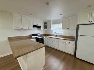 8649 S. Figueroa St. - Photo 4 of 15