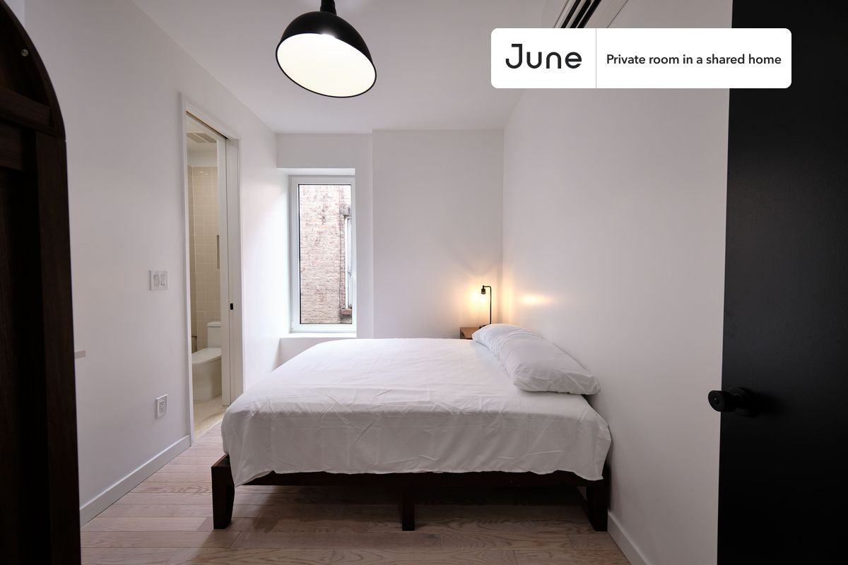 624 E 17th St #C - Photo 4 of 19