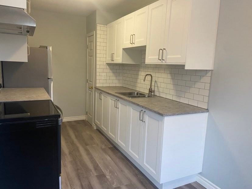 20 Hill St - Photo 2 of 9