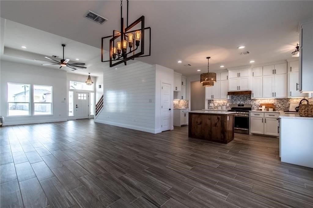 14514 W Chesapeake - Photo 7 of 36