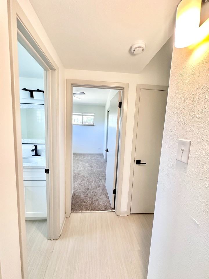 801 Prentice - Photo 4 of 25