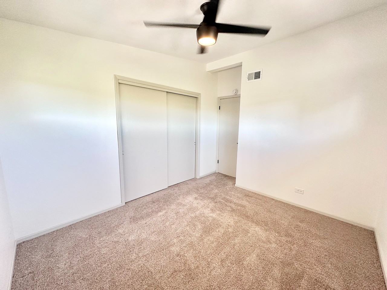 801 Prentice - Photo 6 of 25