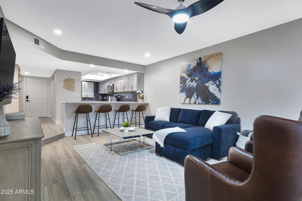 8651 E Royal Palm Rd - Photo 6 of 45