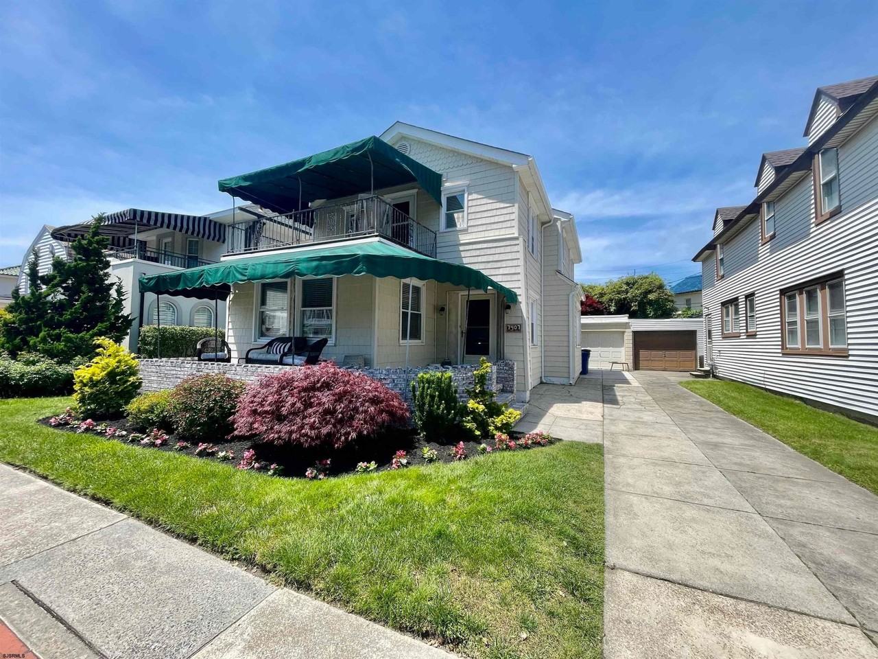 7407 Ventnor Ave - Photo 2 of 43