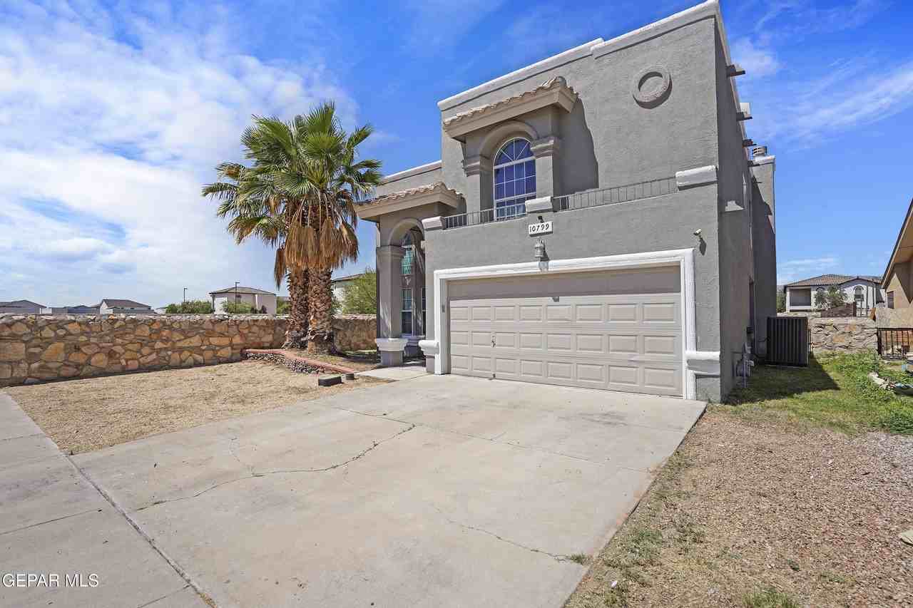 10799 Walden Pond St - Photo 2 of 33