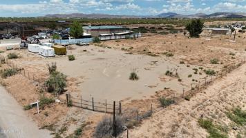 featured image of 4248 Suwannee St