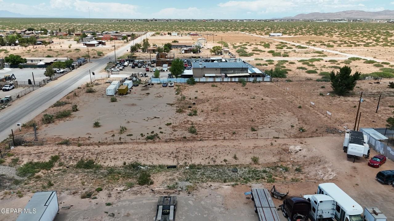 4248 Suwannee St - Photo 4 of 6