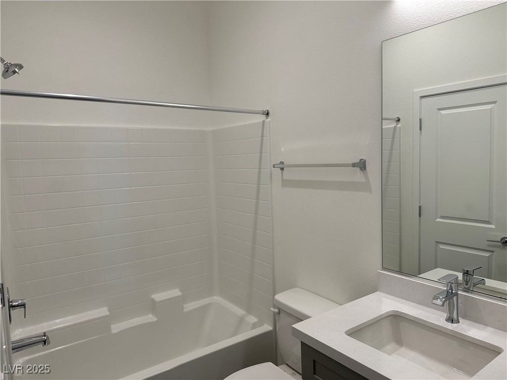 1180 Blossom Point St - Photo 5 of 24