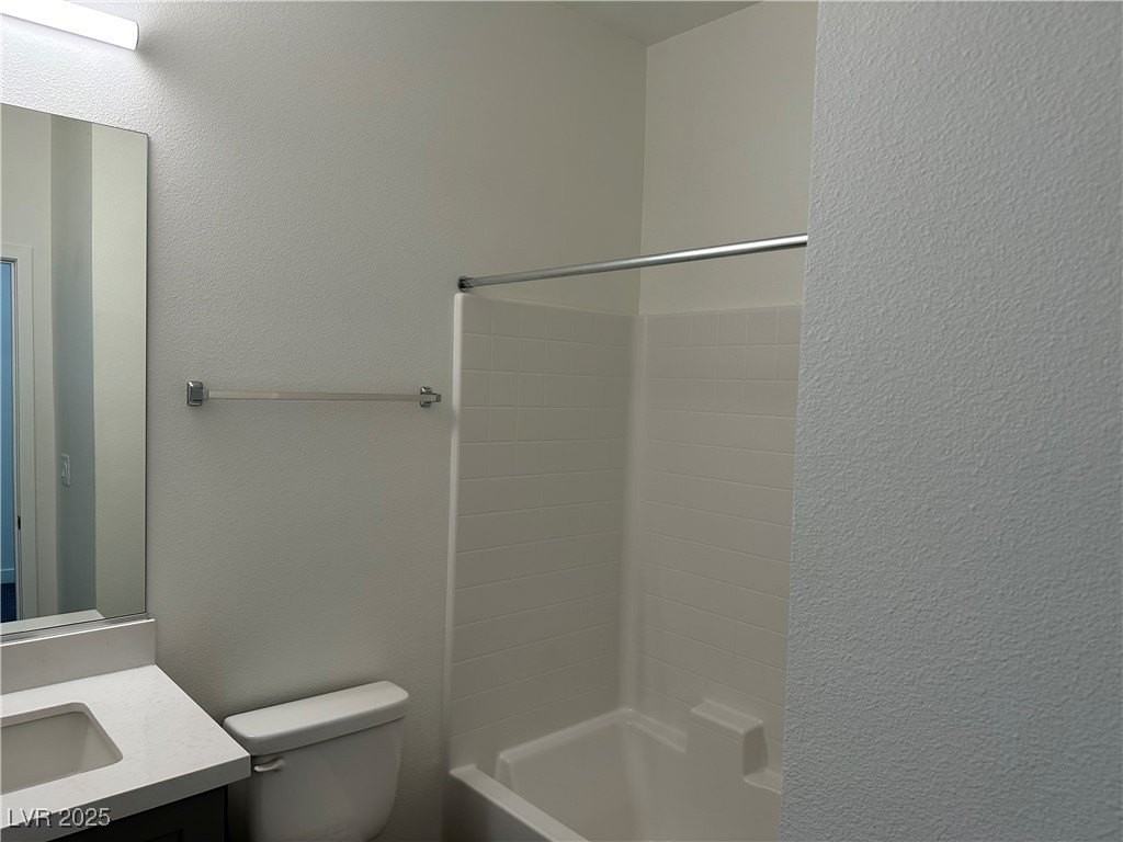 1180 Blossom Point St - Photo 6 of 24