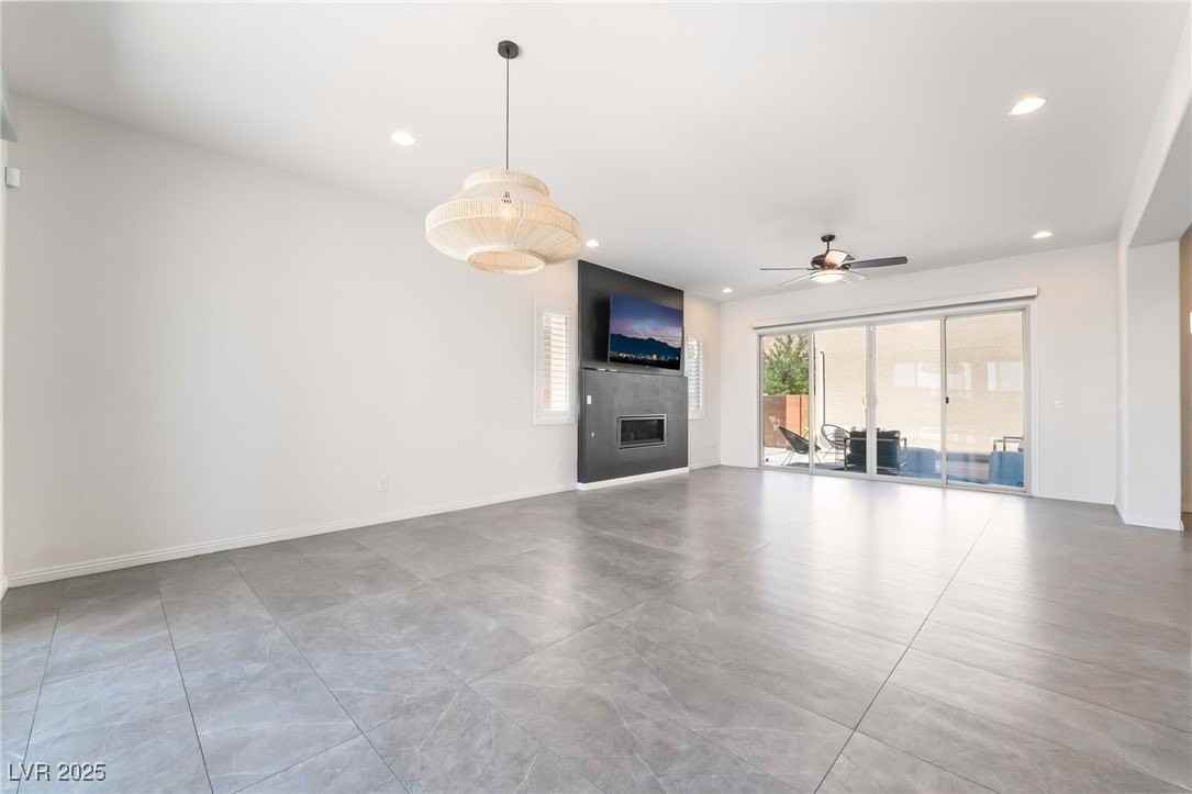 6348 Skystone St - Photo 5 of 31