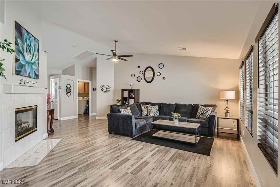 2114 Akamine Ave - Photo 2 of 11