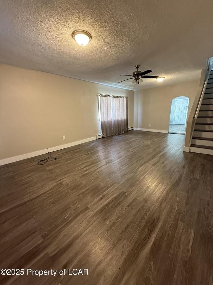 145 George Ave - Photo 3 of 12