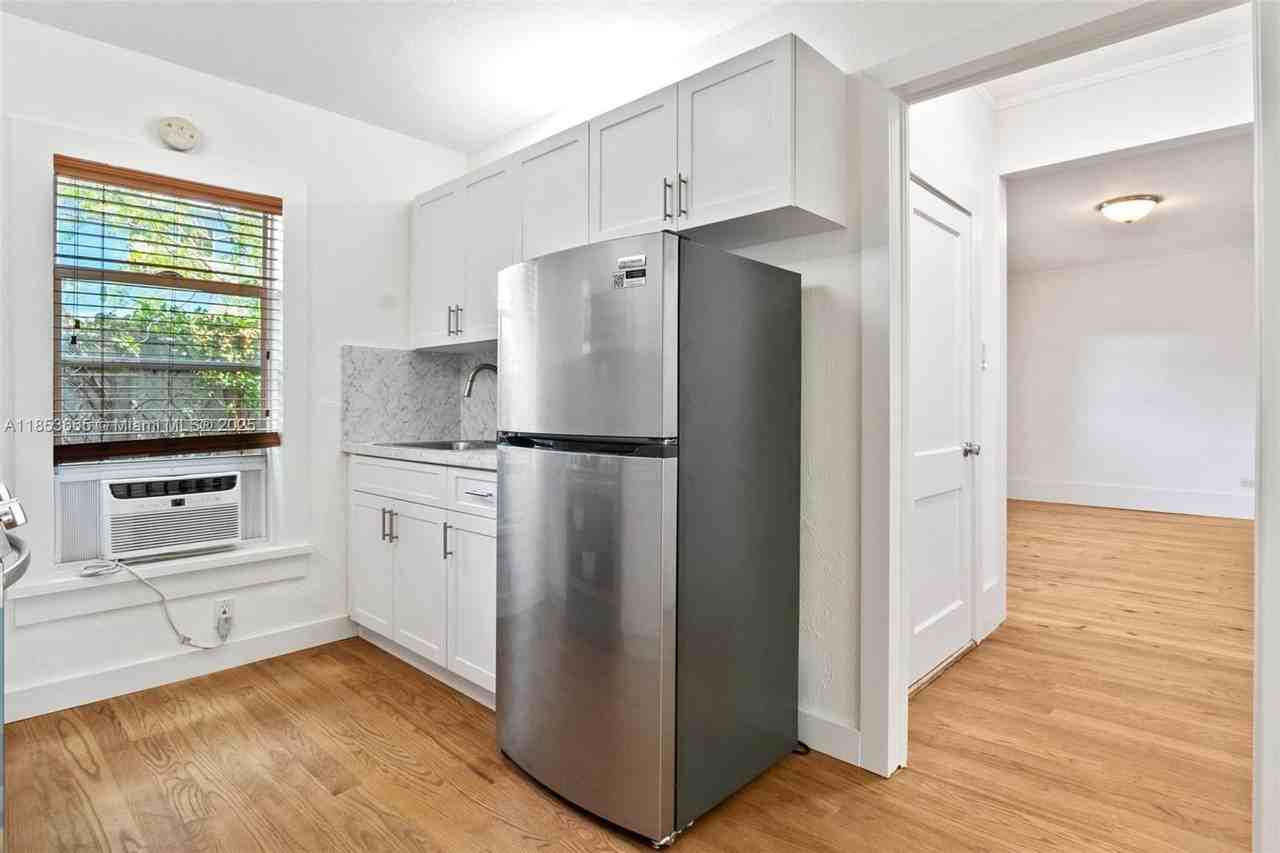 1721 Southwest 21st Terrace #1719 - Photo 2 of 25