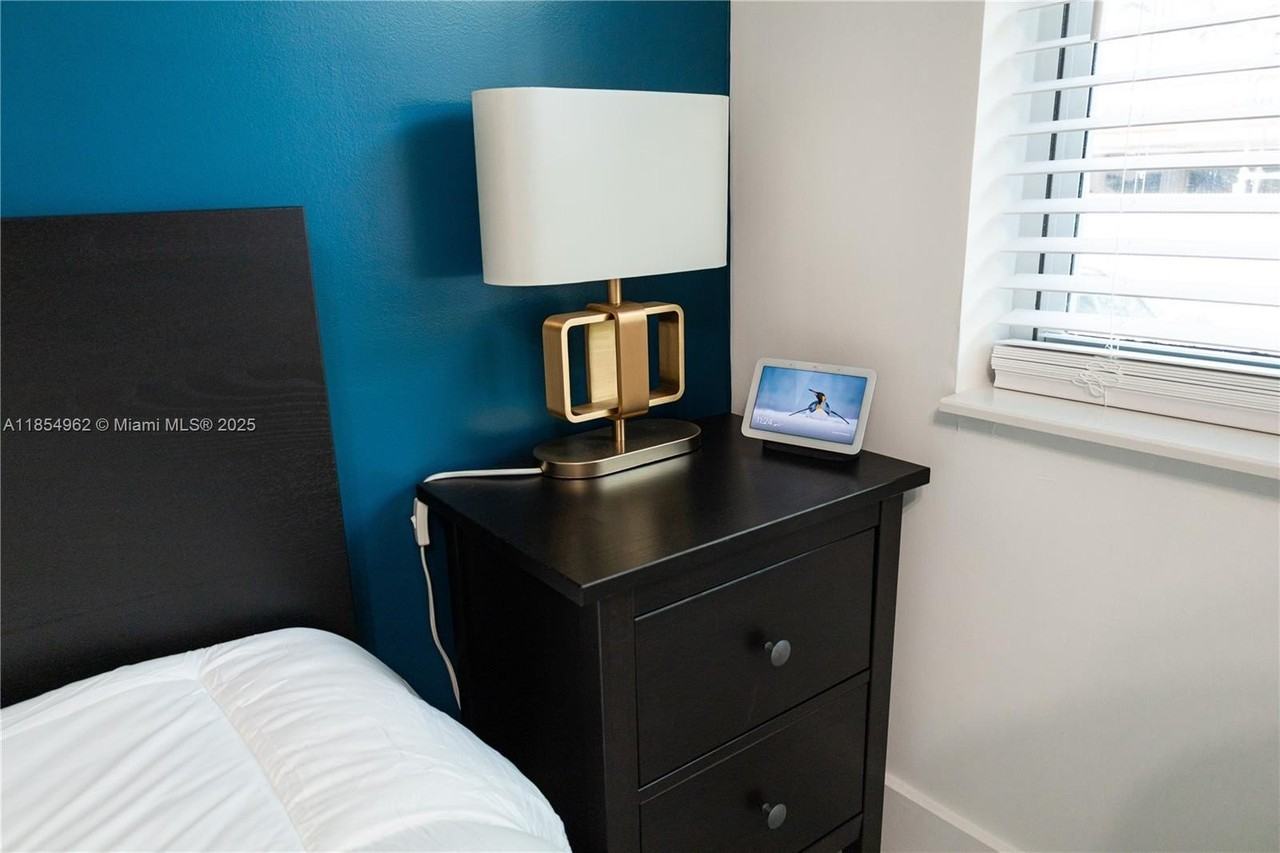 224 Meridian Ave #6 - Photo 2 of 26