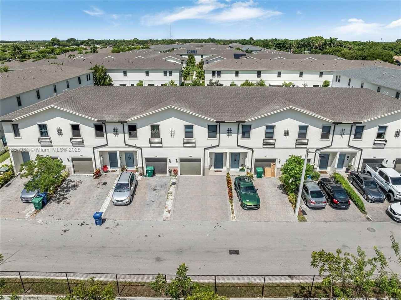 1150 Sw 6th Ave - Photo 4 of 25