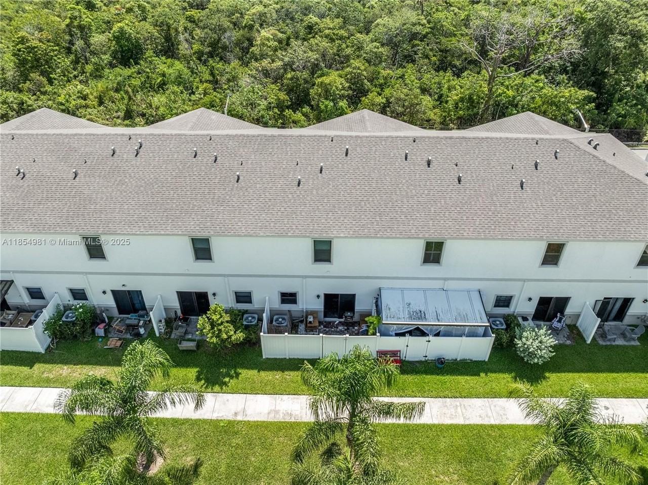 1150 Sw 6th Ave - Photo 5 of 25