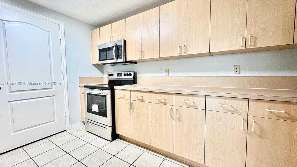 120 Sw Peacock Blvd #11106 - Photo 5 of 12