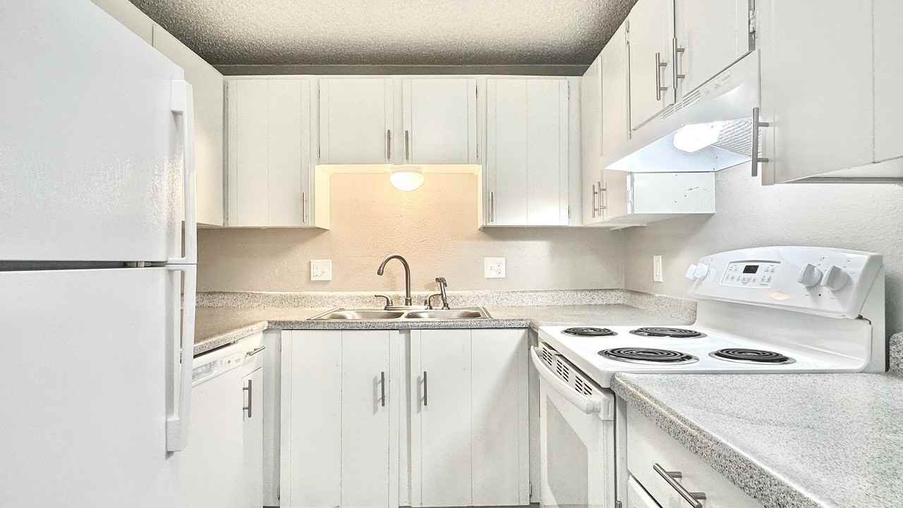 Summit Lofts - Photo 6 of 10