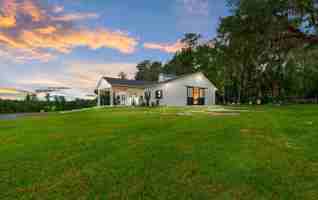 featured image of 20925 Nw 100th Avenue Rd