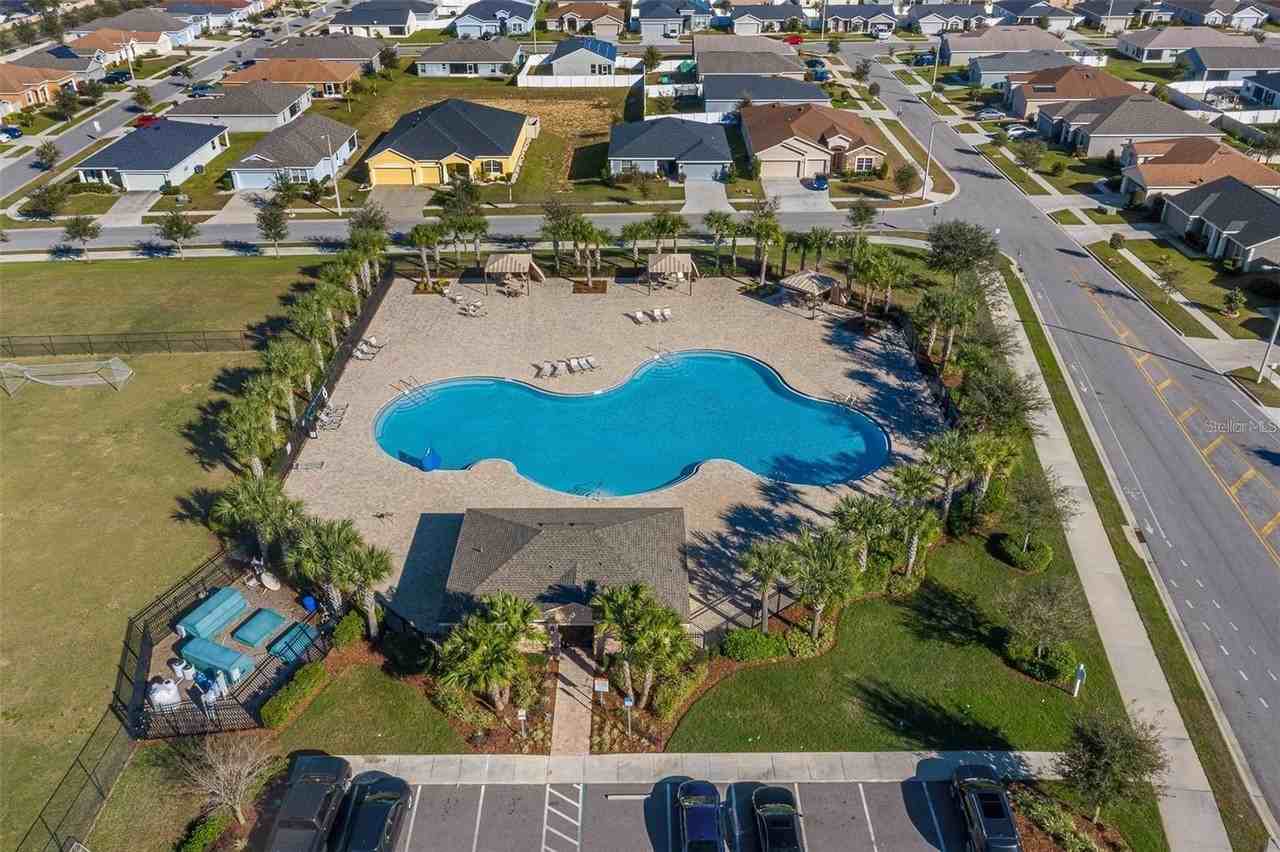 378 Pentas Ln - Photo 2 of 32