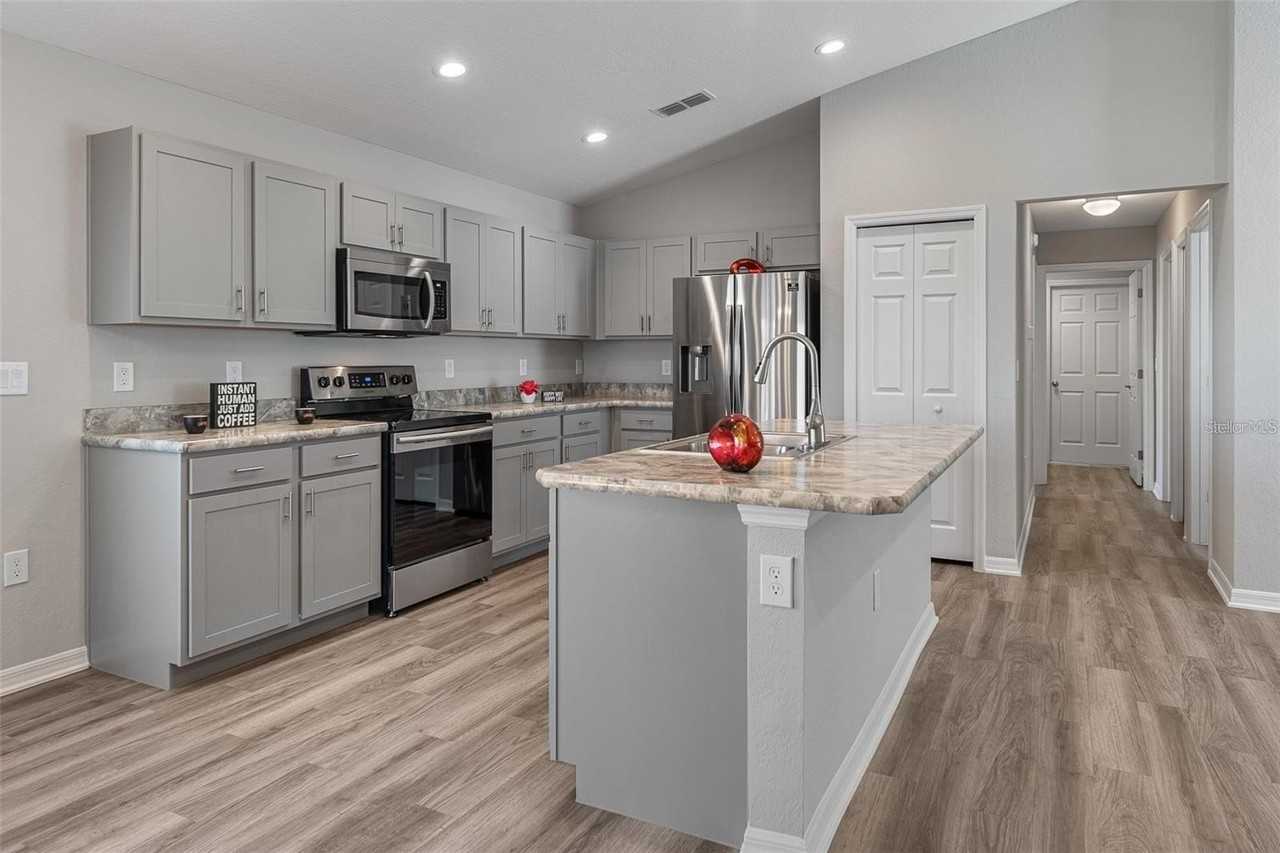 378 Pentas Ln - Photo 6 of 32