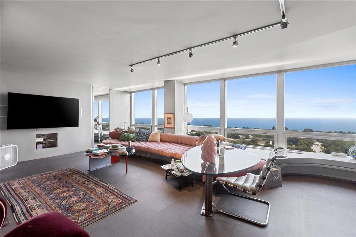 N Jean-Baptiste Pont Dsbl Lk Shr Dr N #2202 - Photo 3 of 8