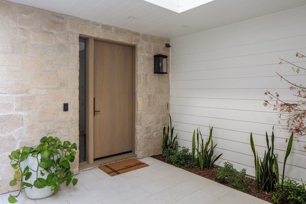 506 Goldenrod Ave #B - Photo 2 of 26