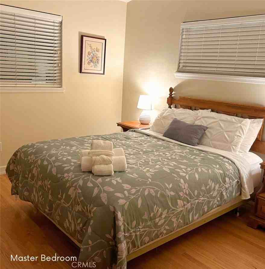 5835 Babbitt Ave - Photo 7 of 23