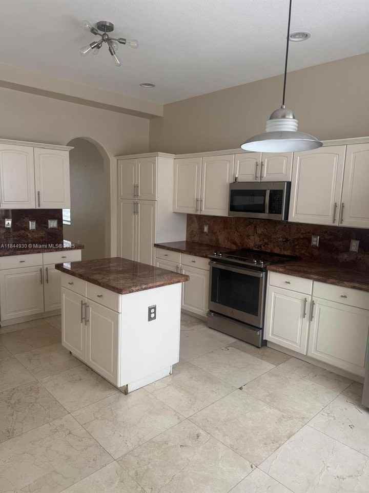 Nw 179th Ln - Photo 3 of 3