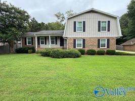 featured image of 13003 Camelot Dr Se