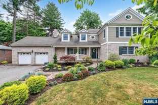 356 N Farview Ave - Photo 1 of 1