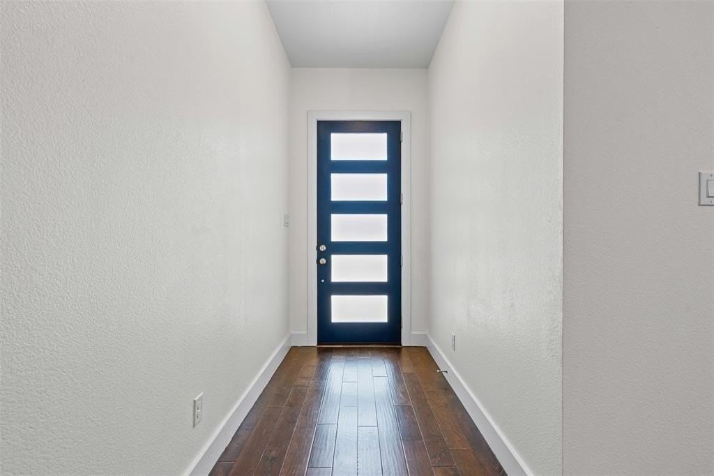 406 Wimberly Street - Photo 4 of 22