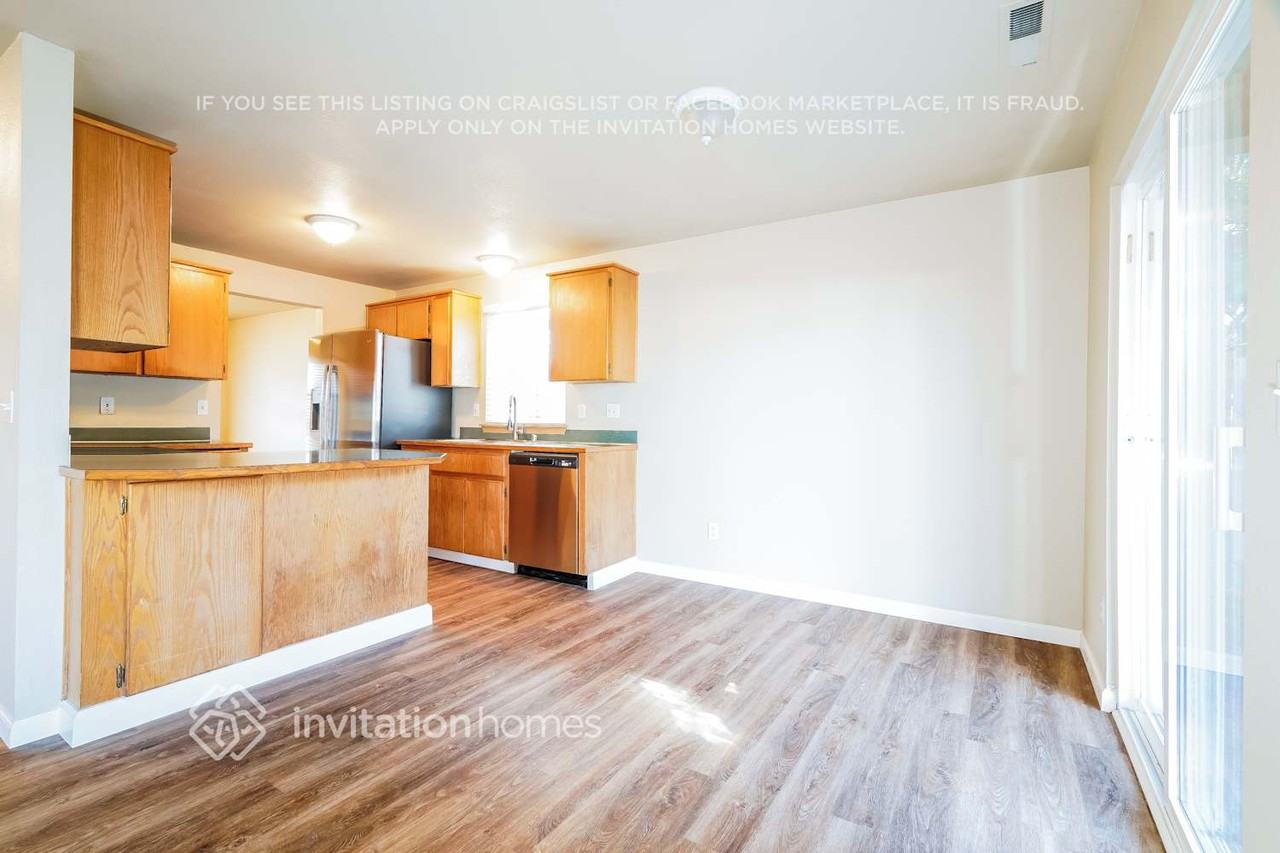 20205 11th Avenue Ct E - Photo 6 of 16