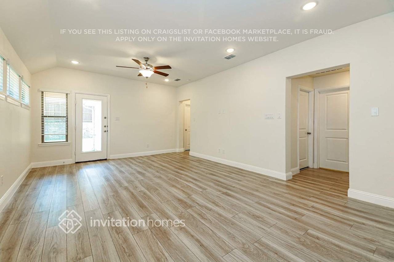 620 Coleman St - Photo 4 of 17