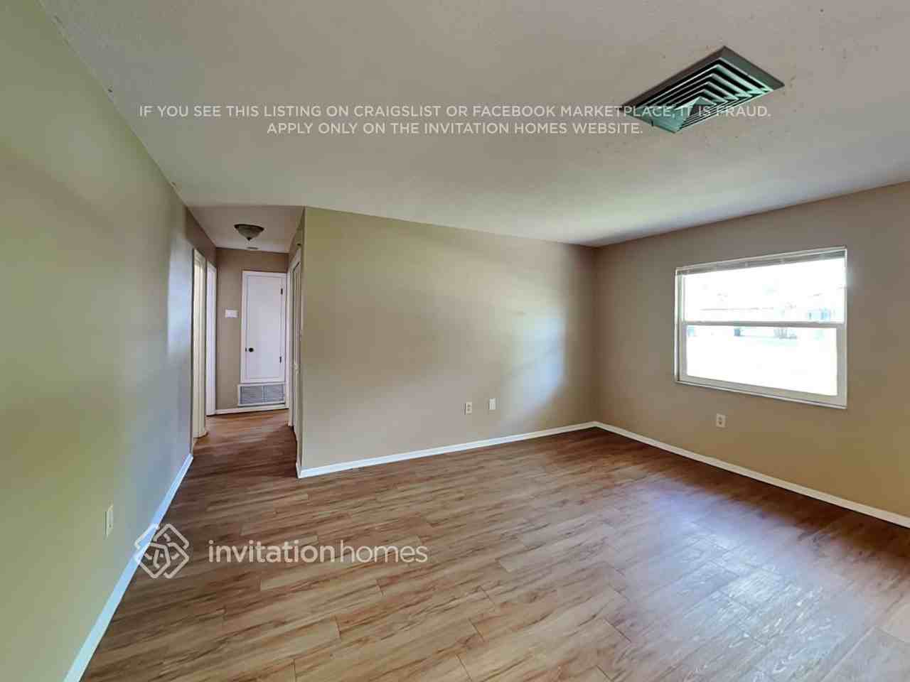 4029 Tern St - Photo 4 of 15