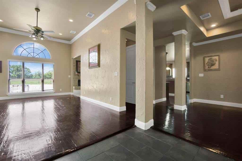 8176 County Road 2419 - Photo 5 of 30