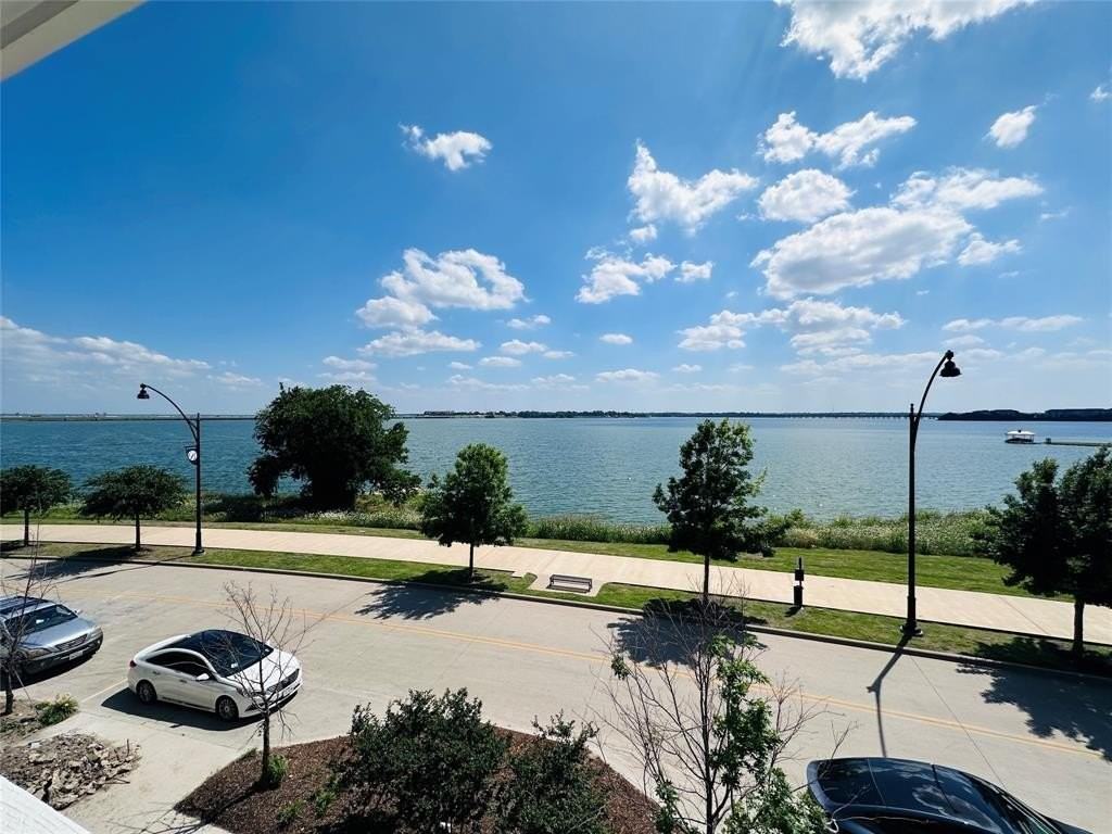 7117 Sunset Blvd - Photo 2 of 36