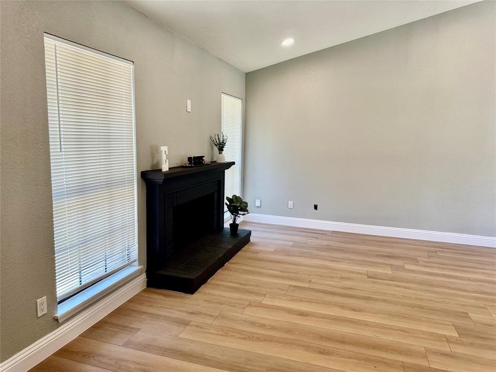 4428 San Fernando Lane - Photo 4 of 9