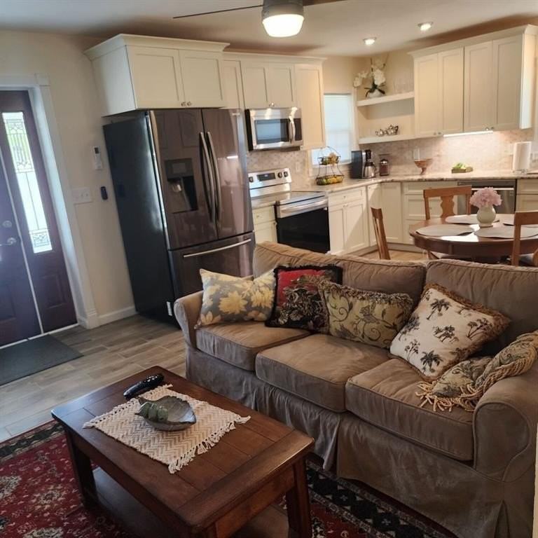 1040 County Road 3590 #A - Photo 7 of 23