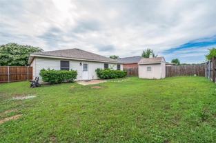 8405 Seven Oaks Ln - Photo 1 of 1