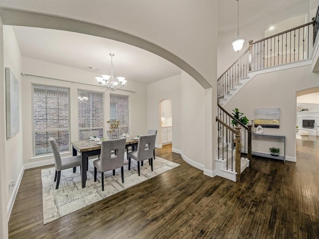 413 Winehart St - Photo 7 of 40