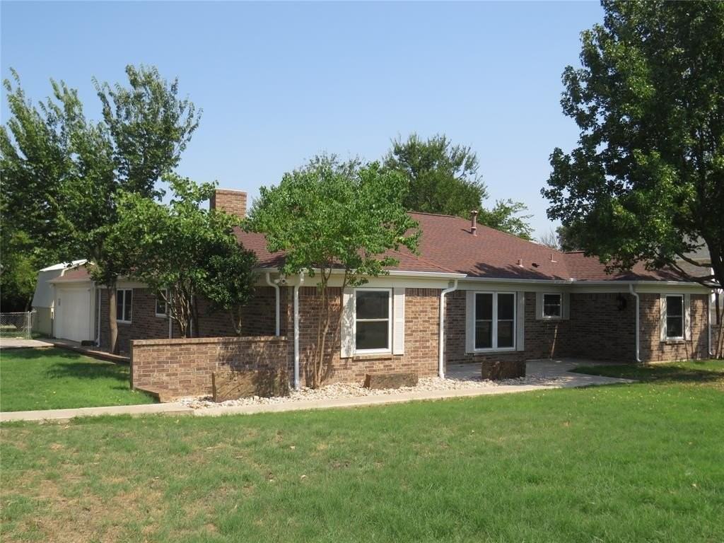 3316 Darby Lane - Photo 2 of 37