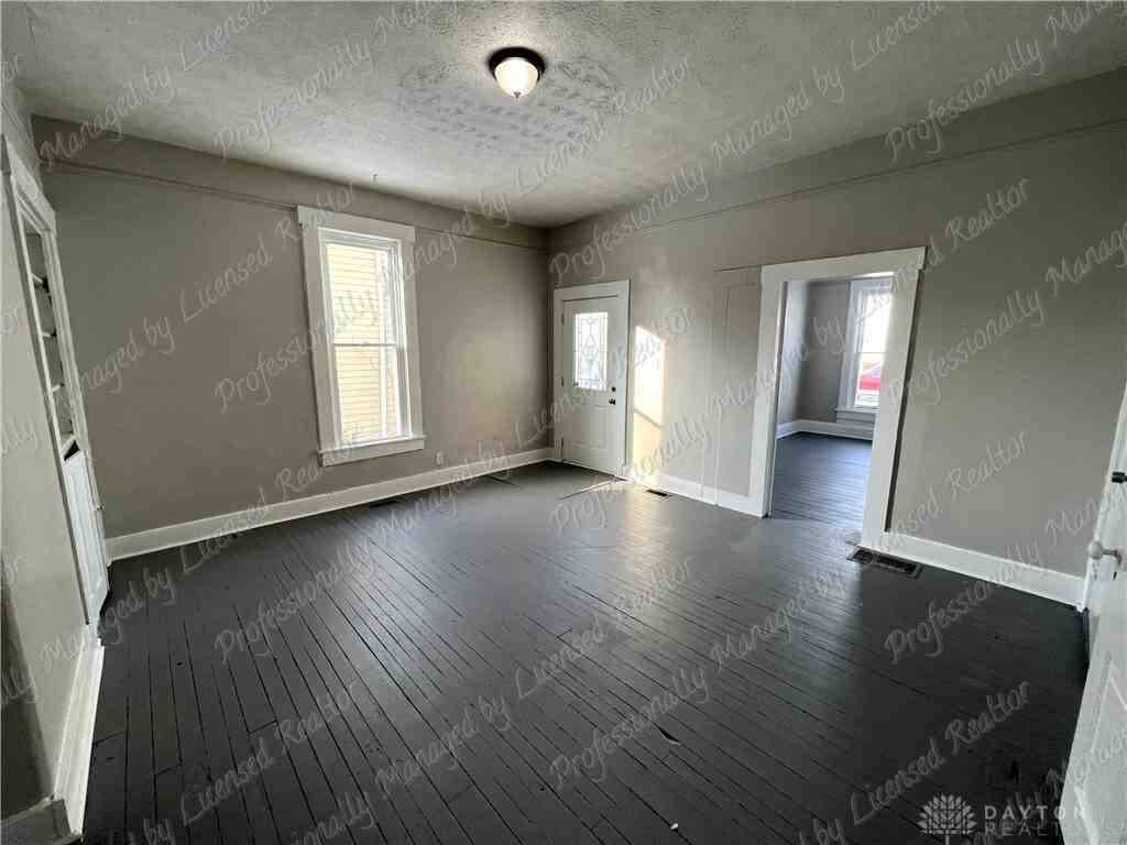 536 Homeview Ave - Photo 4 of 21