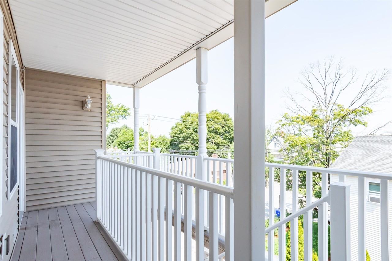 105 Taylor St - Photo 5 of 23