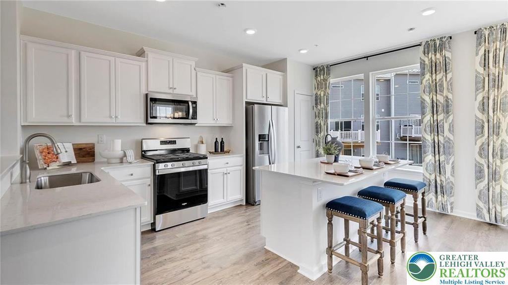 241 Winding Road - Photo 2 of 29